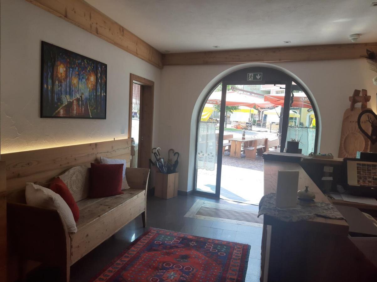 Post Hotel Moena Extérieur photo