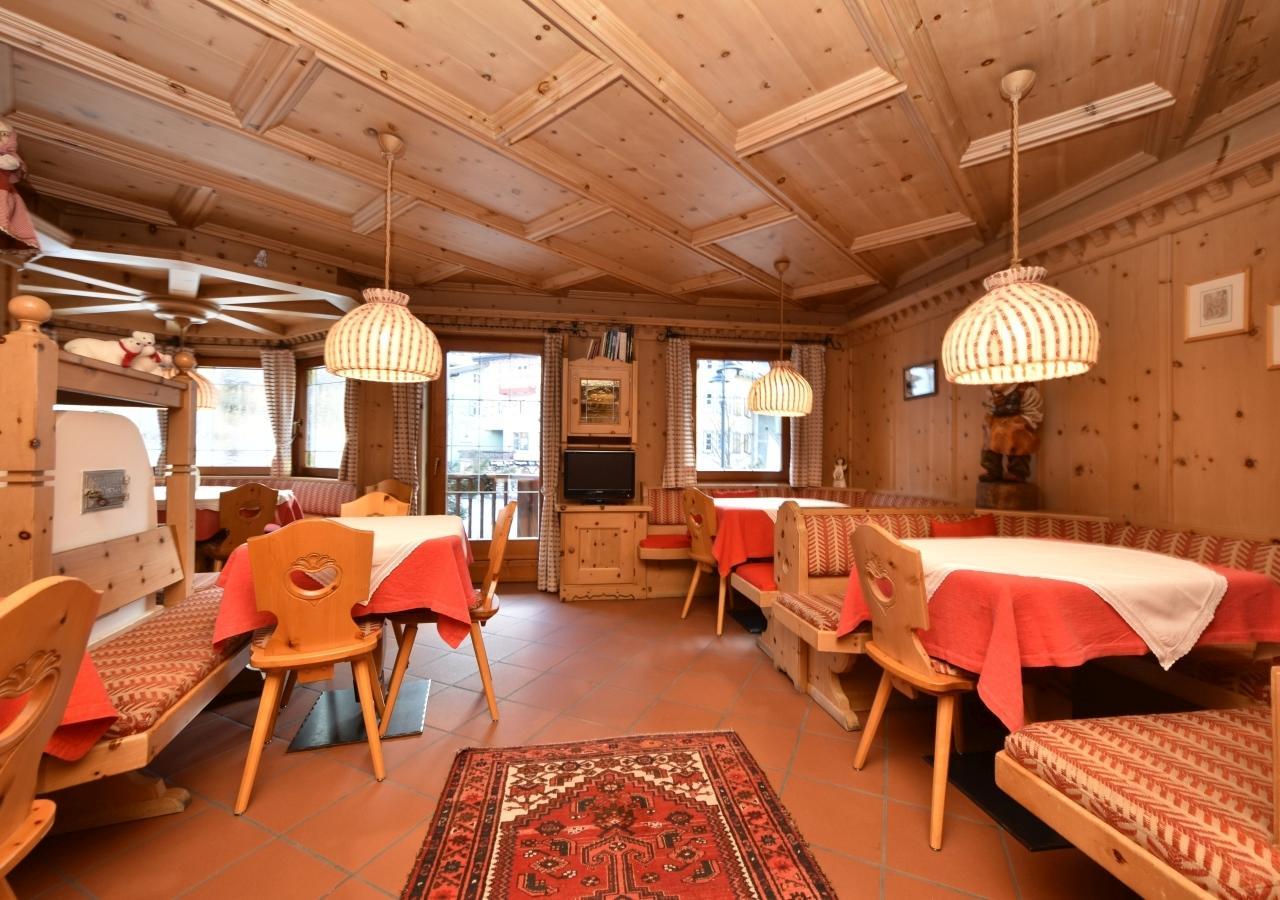 Post Hotel Moena Extérieur photo